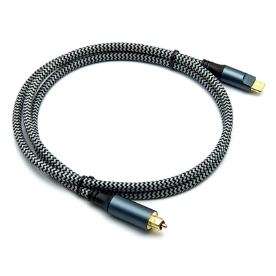 Cabo de áudio digital Toslink com conectores masculinos e dourados de tipo C para som claro