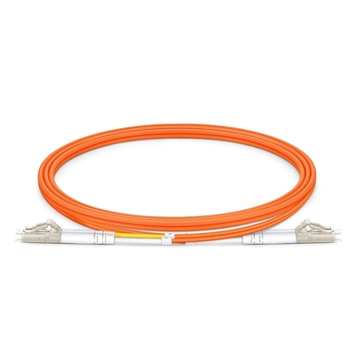 Cabos de fibra óptica de plástico simplex com conectores FC ST LC SC para ligação rápida e rápida em redes de telecomunicações e Ethernet